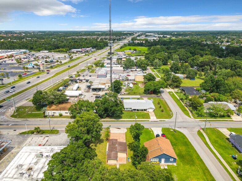 More Photos Of 1906 Murdock Blvd, Orlando Office For Lease