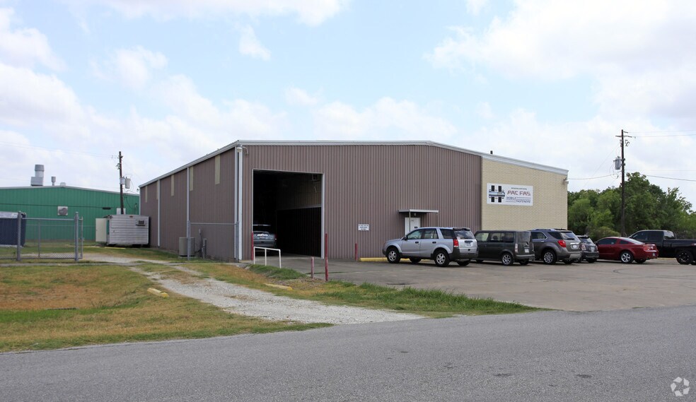 More Photos Of 1416 Washington Ave, South Houston Warehouse For Sale