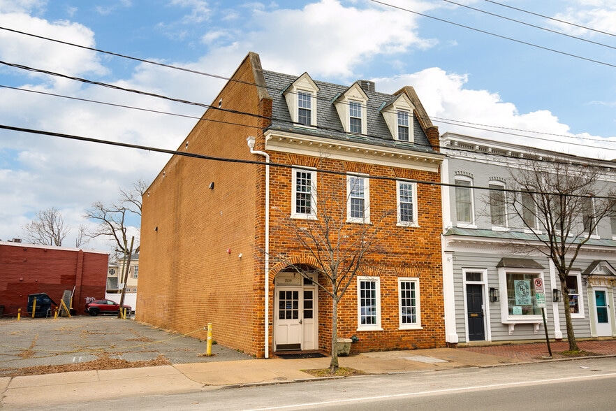 More Photos Of 1509 W Main St, Richmond Office For Sale
