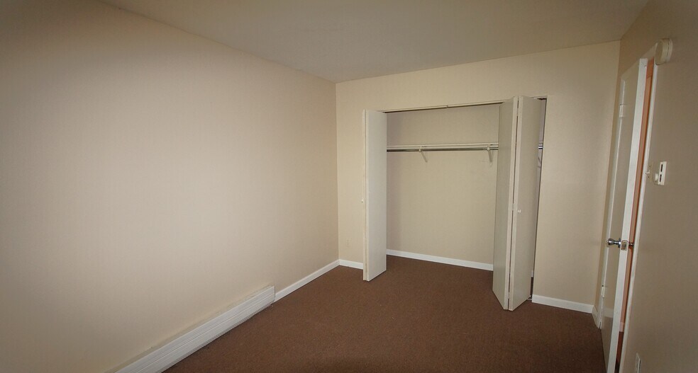 More Photos Of 7499 Hazelcrest Dr, Hazelwood Apartments For Sale