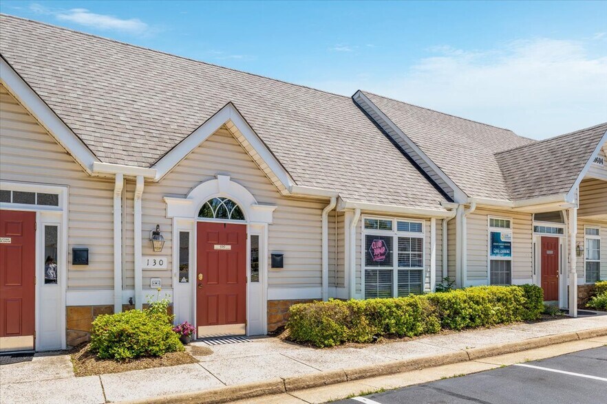 More Photos Of 20604 Gordon Park Sq, Ashburn Medical For Sale