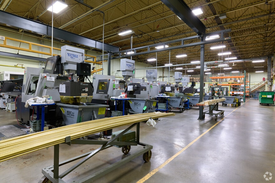 More Photos Of 293 Patriot Way, Rochester Manufacturing For Sale