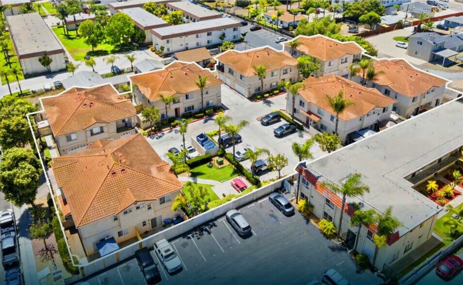 Primary Photo Of 242 Kennedy St, Chula Vista Apartments For Sale