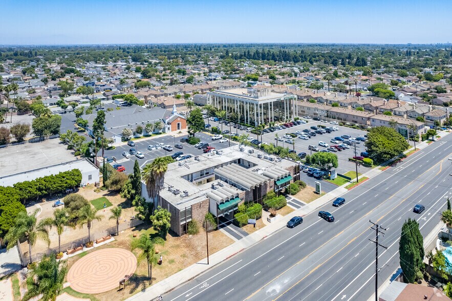 More Photos Of 3840 Woodruff Ave, Long Beach Medical For Lease