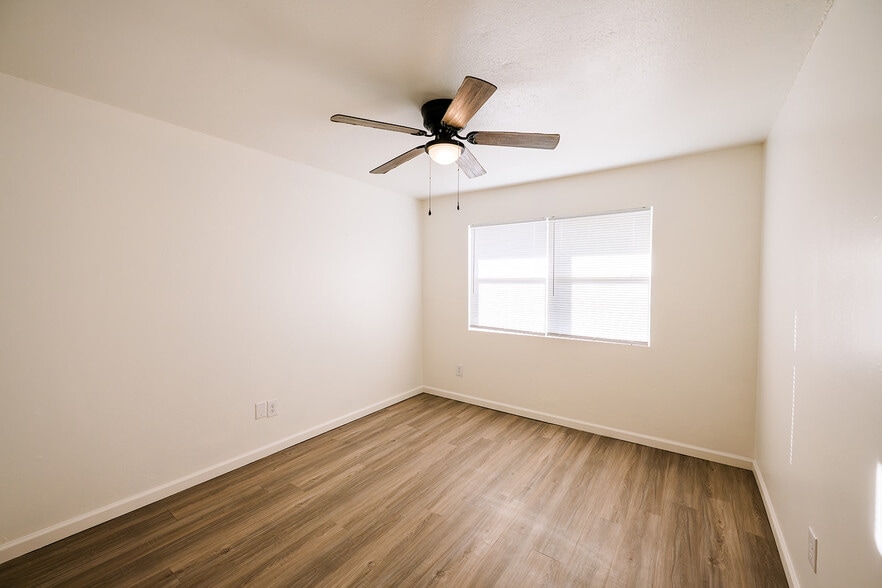 More Photos Of 700-710 NW 17th St, Oklahoma City Apartments For Sale