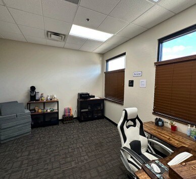 More Photos Of 3170 S Gilbert Rd, Chandler Office For Lease