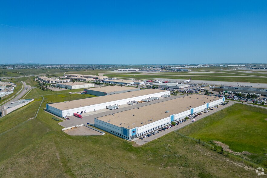 More Photos Of 19 Aero Dr NE, Calgary Warehouse For Lease