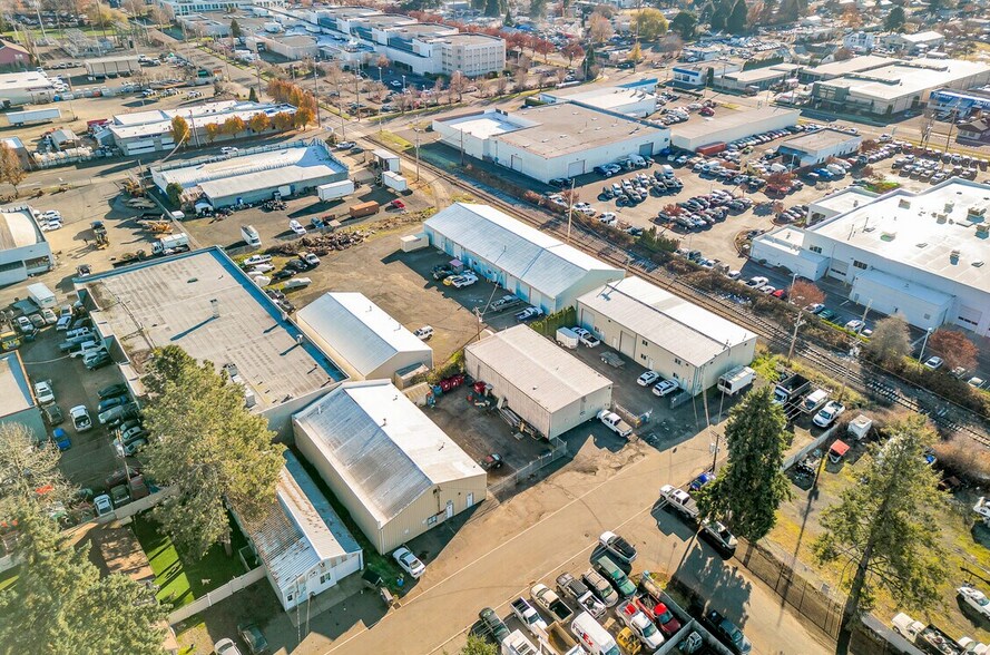 Primary Photo Of 160 SW Freeman Ave, Hillsboro Warehouse For Lease