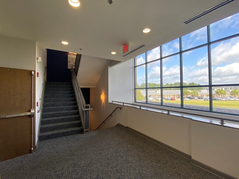 More Photos Of 509 Olde Waterford Way, Leland Medical For Sale