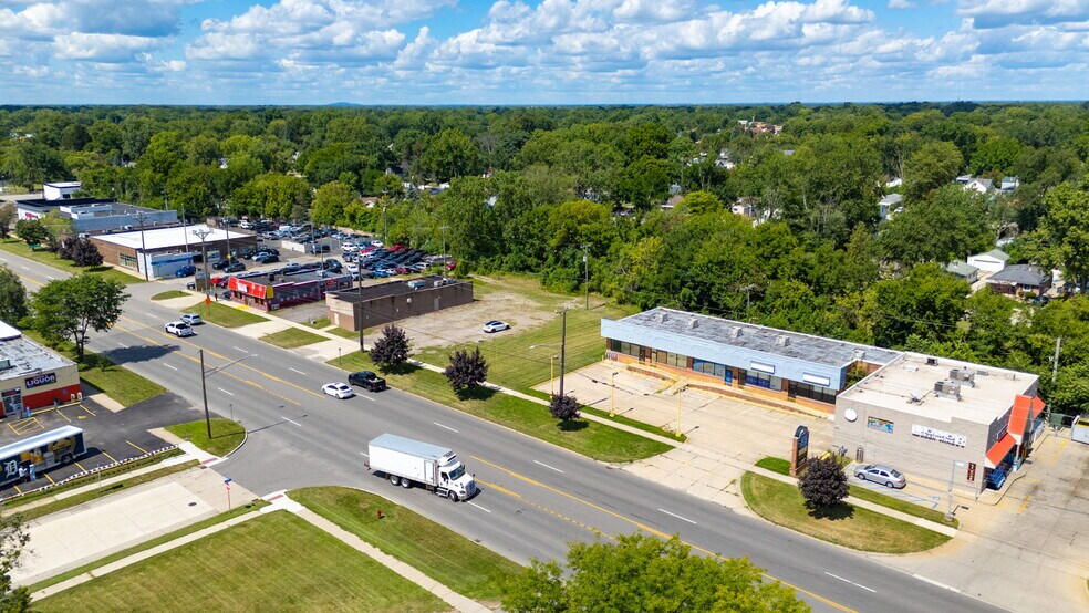 More Photos Of 25436-25472 Van Born Rd, Dearborn Heights Unknown For Lease