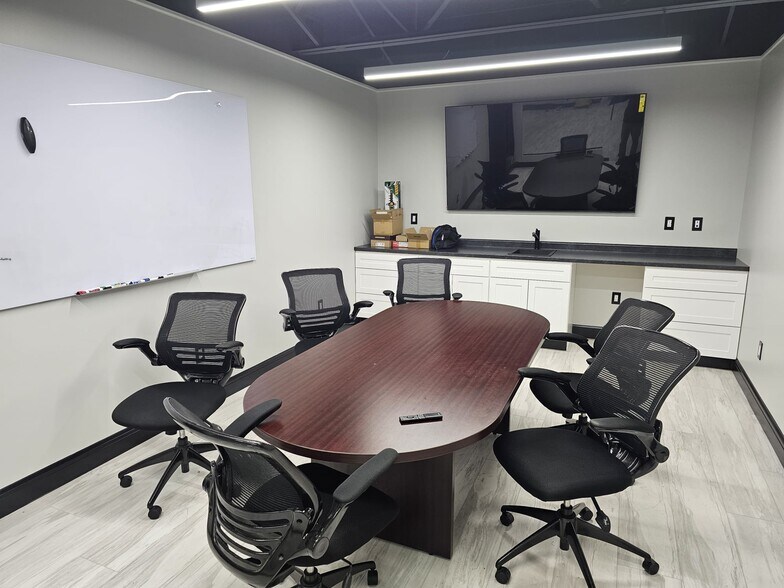 More Photos Of 28363 Hoover Rd, Warren Office For Lease