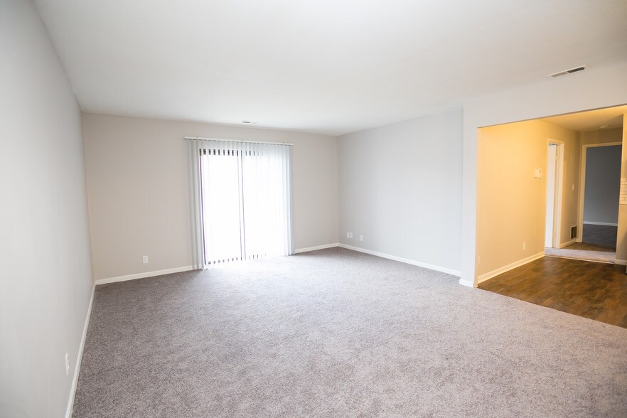 More Photos Of 480 Pedretti Ave, Cincinnati Apartments For Sale