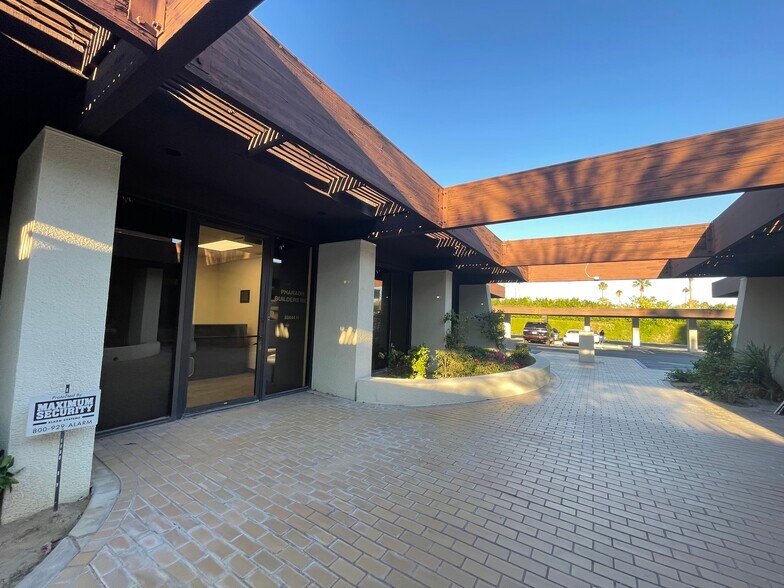 More Photos Of 69844-69848 Highway 111, Rancho Mirage Medical For Lease