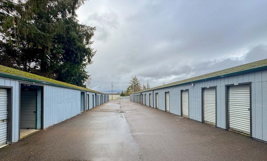 More Photos Of 1785 Ocean Blvd NW, Coos Bay Self Storage For Sale
