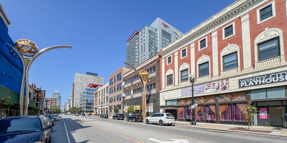 More Photos Of 2215 S Michigan Ave, Chicago Office Residential For Sale