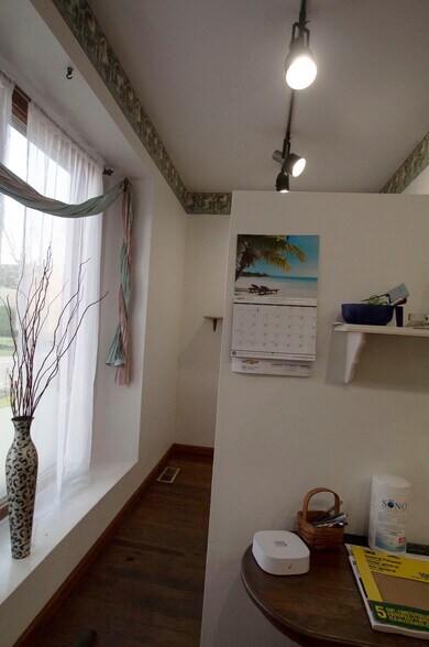 More Photos Of 208 2nd St SW, Carrollton Freestanding For Sale