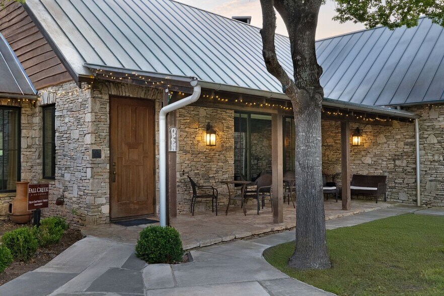 More Photos Of 18059A Ranch to Market Road 1826, Driftwood Winery Vineyard For Sale