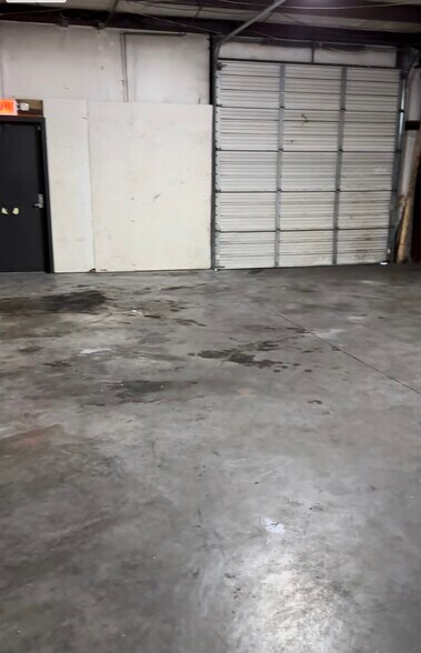 More Photos Of 7226 Harrisburg Rd, Charlotte Warehouse For Sale