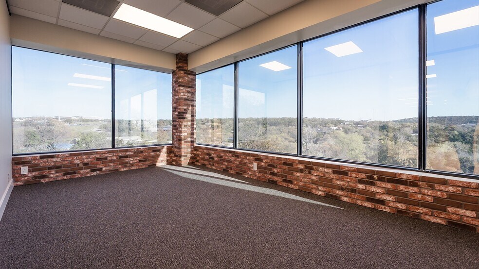 More Photos Of 1301 S Capital of Texas Hwy, West Lake Hills Office Residential For Sale
