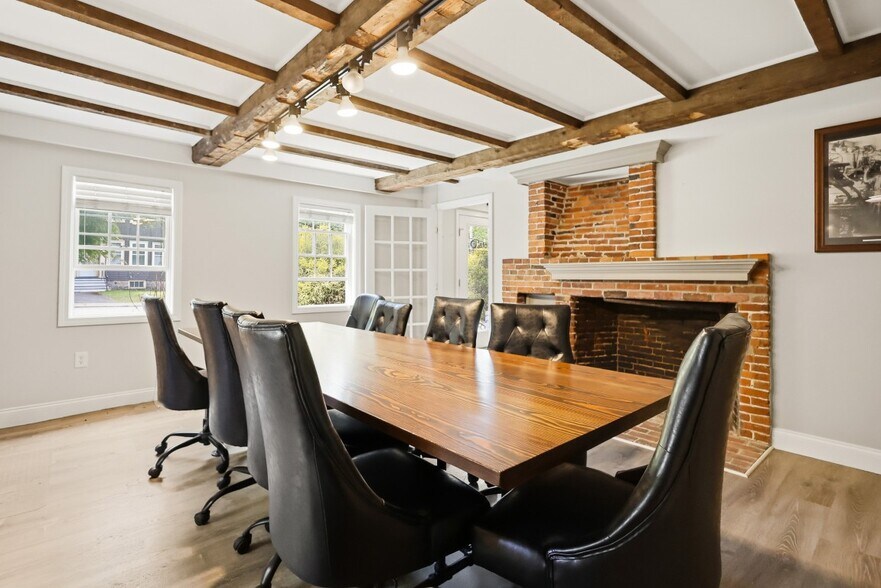 More Photos Of 75 Essex St, Andover Office For Sale