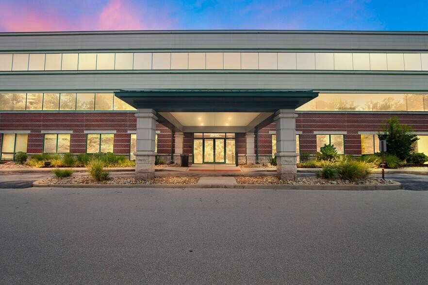 Primary Photo Of 2920 S McIntyre Dr, Bloomington Medical For Lease