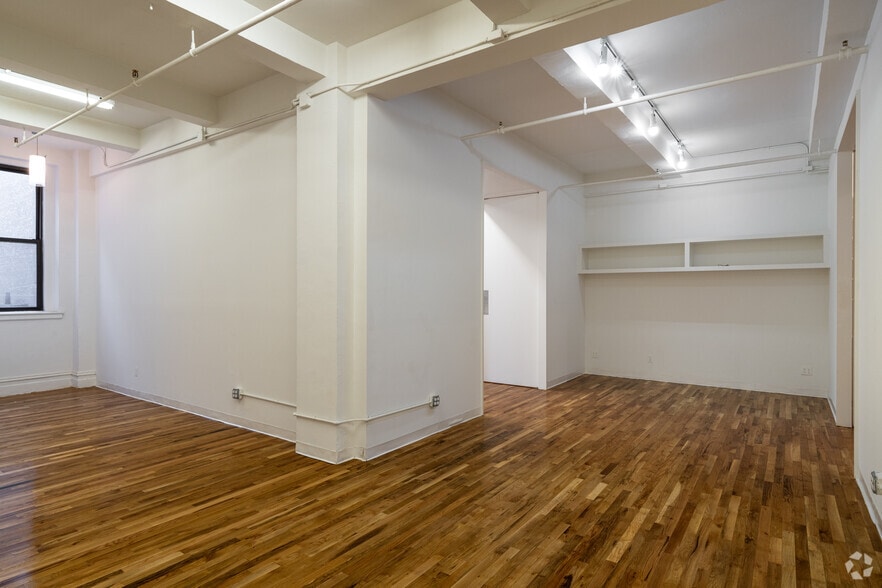 More Photos Of 146-150 W 25th St, New York Office For Lease