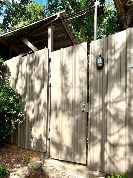 More Photos Of 6261 W Hardscrabble Mesa Rd, Pine Freestanding For Sale