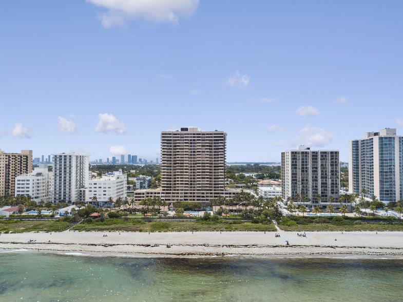 More Photos Of 2575 Collins Ave, Miami Beach Apartments For Sale