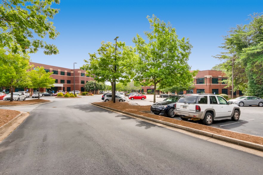 More Photos Of 83 Upper Riverdale Rd SW, Riverdale Medical For Lease