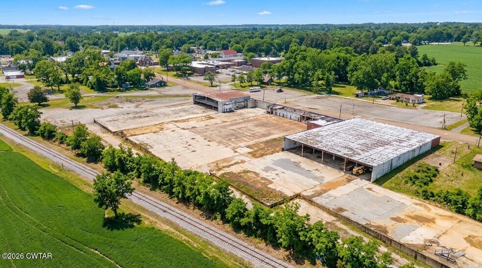 More Photos Of 302 N Trenton St, Rutherford Warehouse For Sale