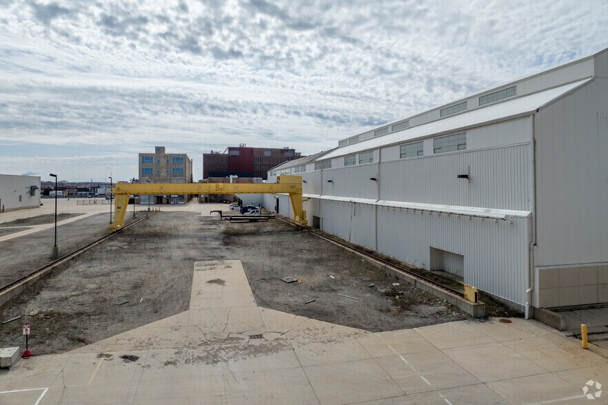 More Photos Of 1123 E Rawson Ave, South Milwaukee Manufacturing For Sale