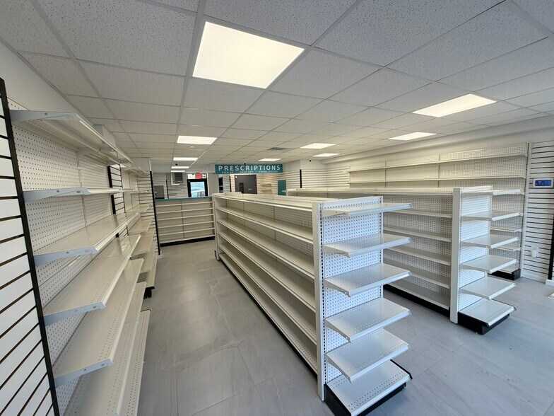 More Photos Of 10314 Northern Blvd, Corona Drugstore For Lease
