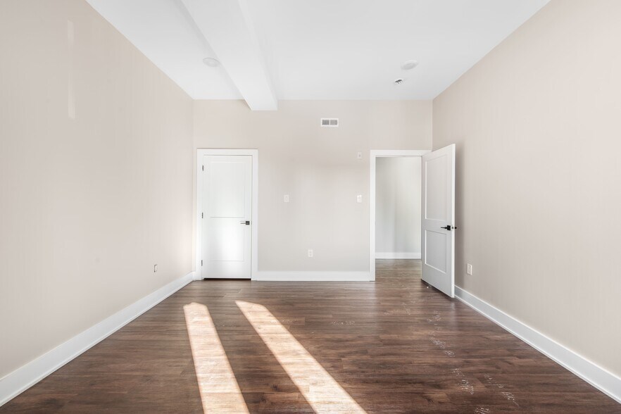 More Photos Of 5250 Wayne Ave, Philadelphia Apartments For Sale