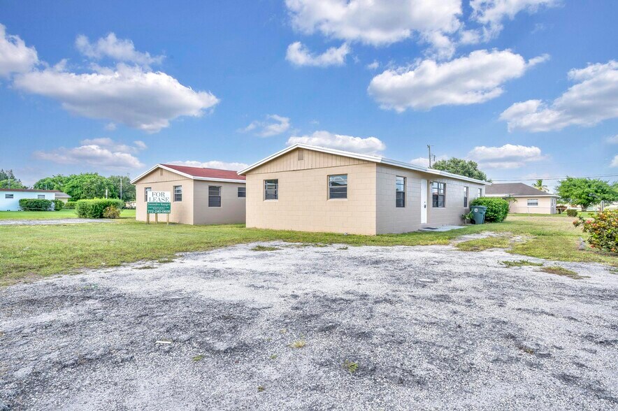 More Photos Of 1702 Avenue L, Fort Pierce Apartments For Sale