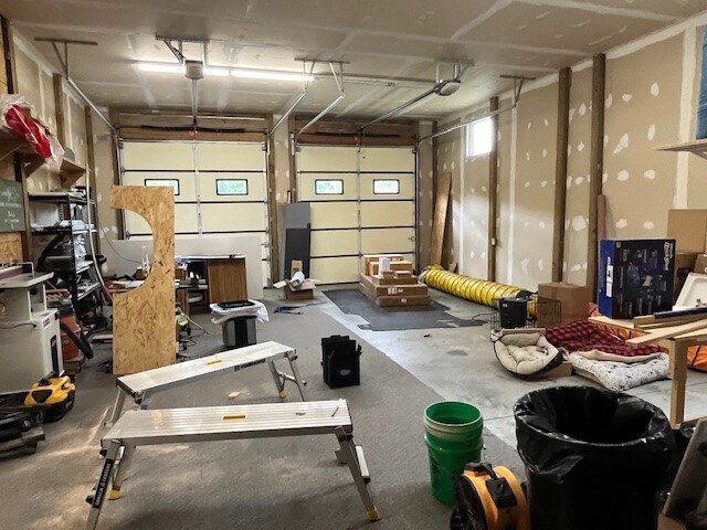 More Photos Of 310 Custer Dr, Battle Creek Medical For Lease