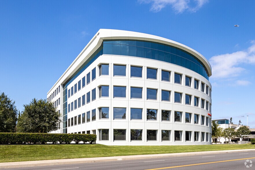 Primary Photo Of 895 Dove St, Newport Beach Office For Lease