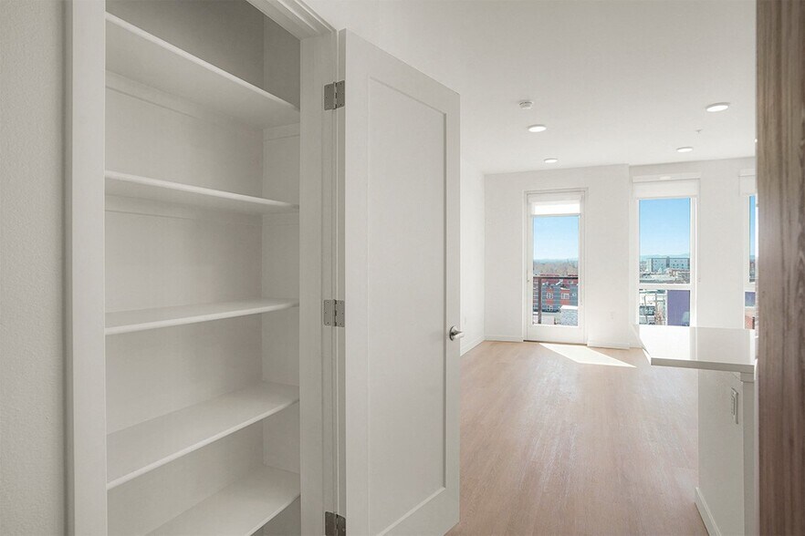 More Photos Of 1040 Santa Fe Dr, Denver Apartments For Lease