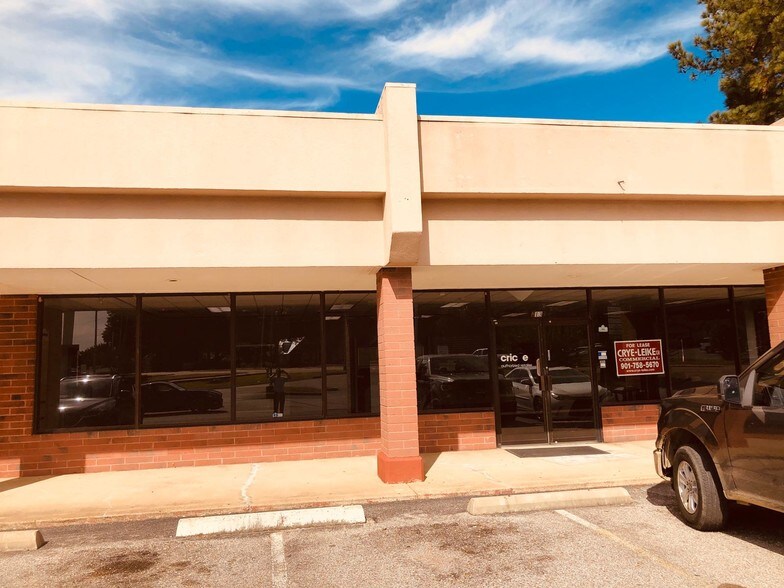 More Photos Of 8115-8131 Us-51 N, Millington Unknown For Lease