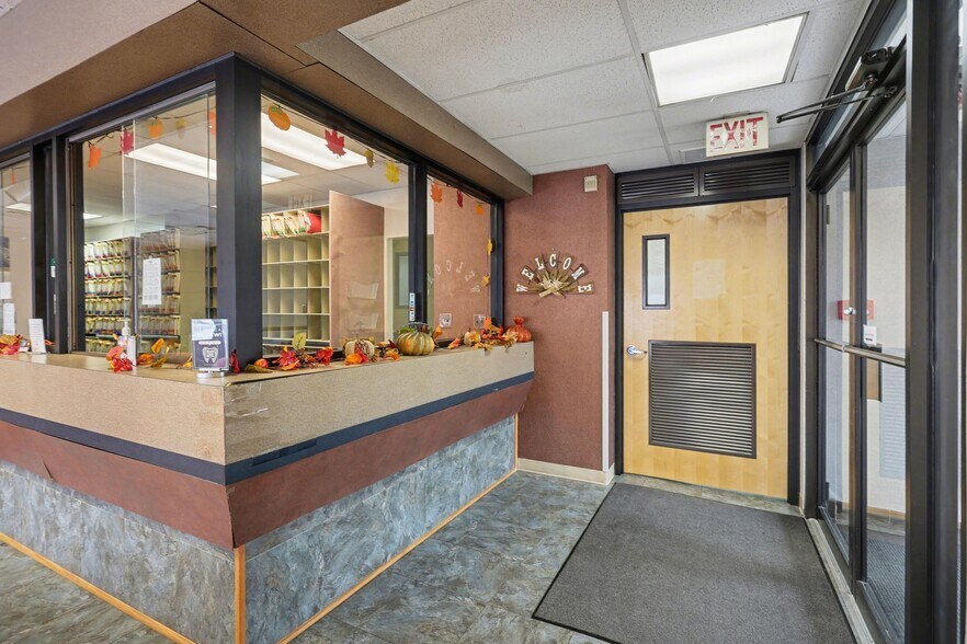 More Photos Of 400 Nationwide Dr, Harrisburg Medical For Sale