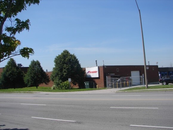 More Photos Of 1100 Arrow Rd, Toronto Distribution For Lease