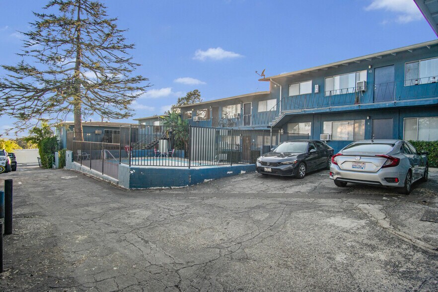 More Photos Of 755-757 E Pine St, Altadena Apartments For Sale