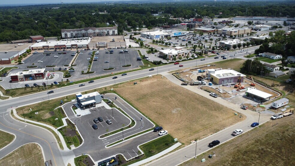 More Photos Of NE 53rd and Antioch Rd, Kansas City Land For Lease