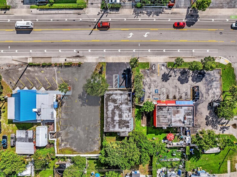 More Photos Of 571-573 SW 27th Ave, Fort Lauderdale Freestanding For Sale