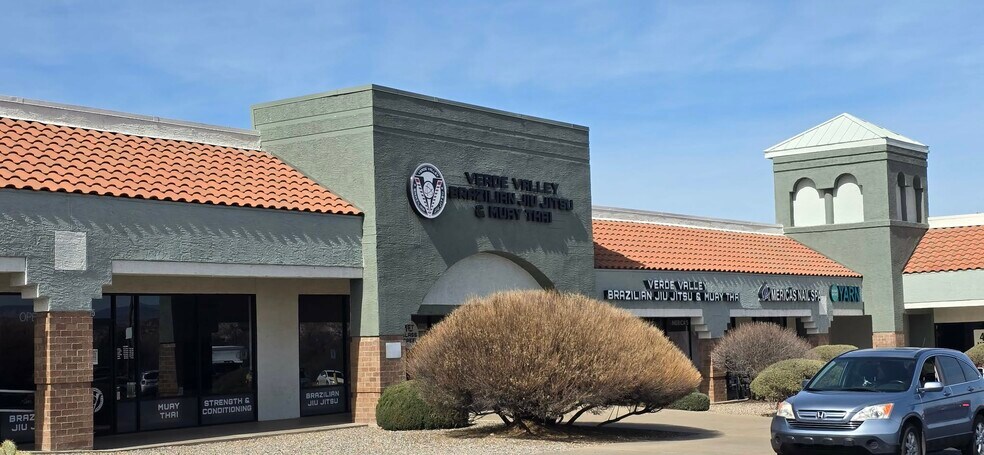 More Photos Of 1100 S Highway 260, Cottonwood Unknown For Lease