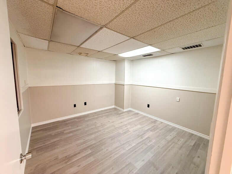 More Photos Of 7007 County 1283 Rd, Odessa Warehouse For Lease