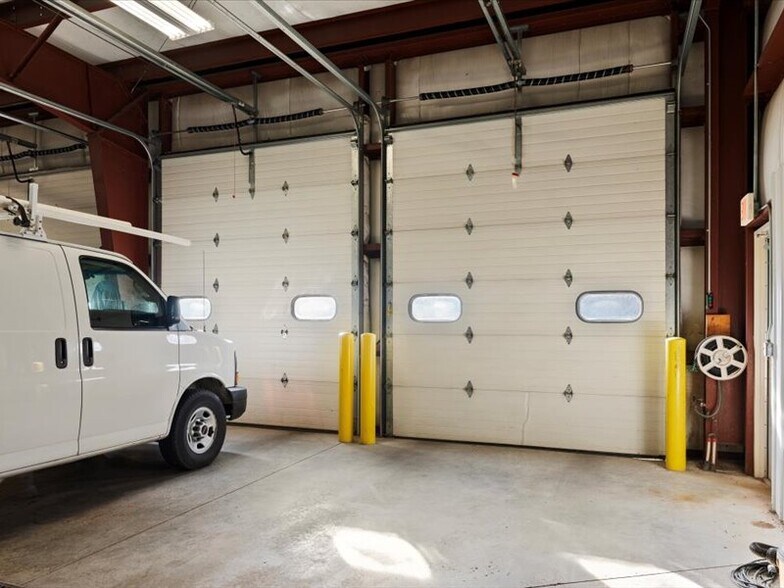 More Photos Of 403 S 4th Ave, Saint Nazianz Service For Sale