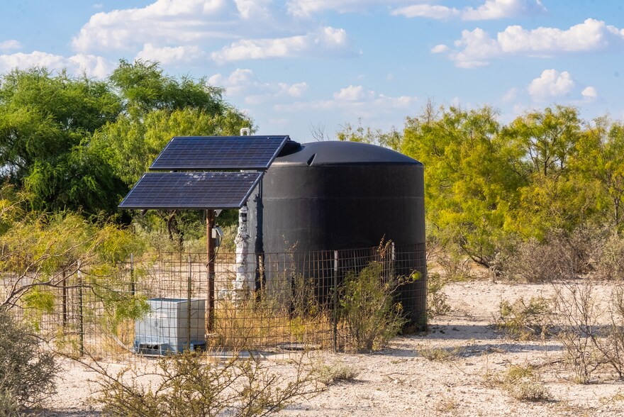 More Photos Of RD Ranch, Del Rio Land For Sale