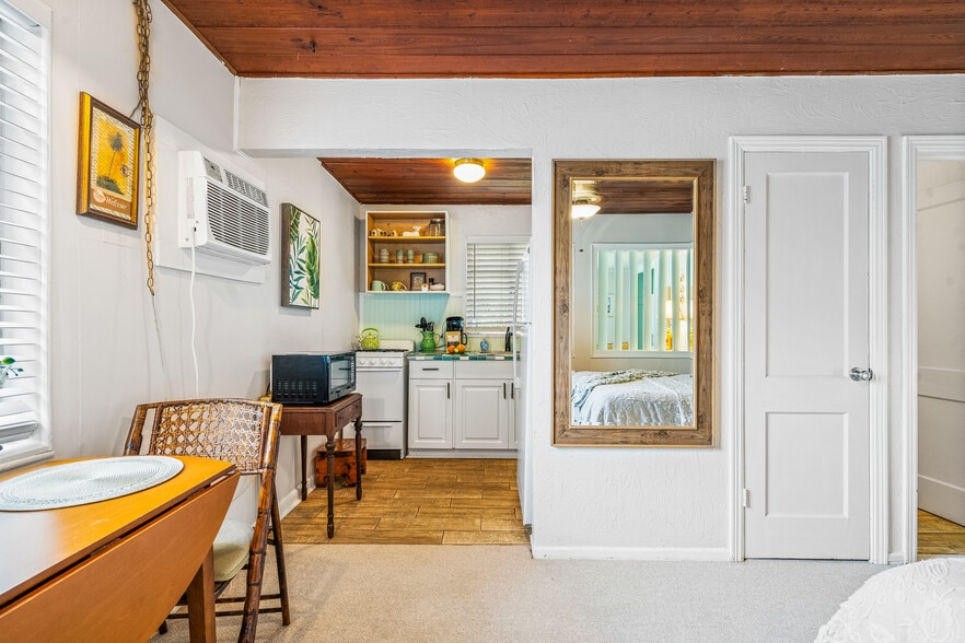 More Photos Of 11450 S Indian River Dr, Sebastian Hotel For Sale