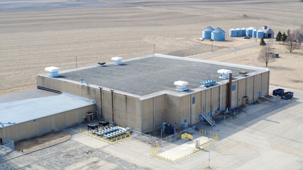 More Photos Of 2869 N 3501st Rd, Seneca Manufacturing For Sale