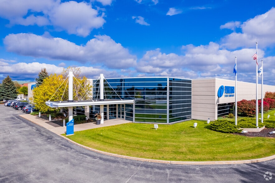 More Photos Of 922 S 70th St, West Allis Manufacturing For Lease